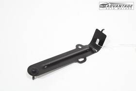 84126210 Chevrolet 2019-2025 Chevy Blazer Front Right Daytime Running Light Lamp Bracket Brace Oem