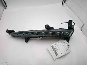 Genesis 643079 Used Daytime Running Light Fits 2017 G90 Bumper Mounted
