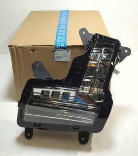 84575578 Gmc 19434111 New Oem Genuine Gm Rh Daytime Running Light Led 2015-2020 Escalade Uvz