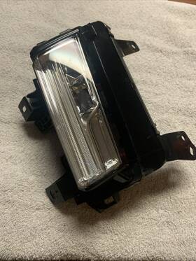84336121 Hella Cadillac Xt5 Front Left Side Daytime Running Light Lamp Oem 2017 - 2020