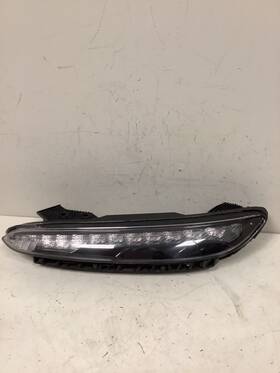 C106l-10392 Hyundai 92207-j9610 2022 2023 Kona Driver Left Drl Fog Light Oem Tc