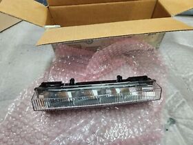 A0999068201 New Oem Genuine Mercedes-benz Front Right Daylight Light Gl X166
