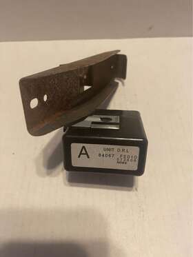 84067fe010 Subaru 2002-2007 Impreza Outback Daytime Running Light Lamp Control Module Drl