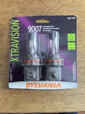 9007xv.bp2 Sylvania - 9007 Xtravision High Performance Halogen Headlight 2 Bulbs